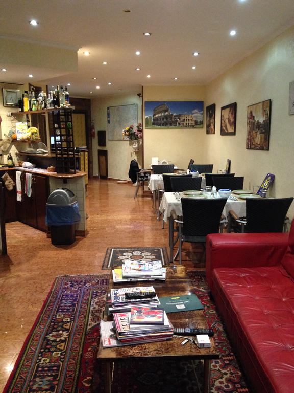 กาลิโกลา รีสอร์ต โรม Bed & Breakfast ภายนอก รูปภาพ