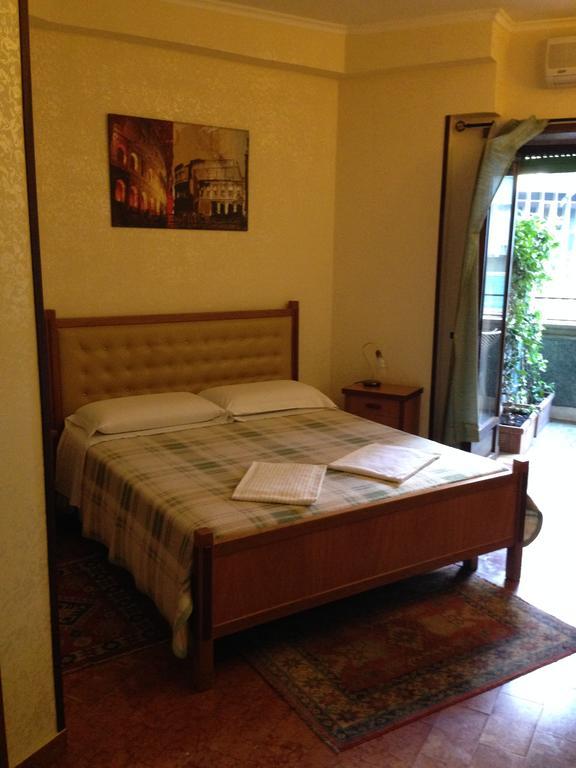 กาลิโกลา รีสอร์ต โรม Bed & Breakfast ภายนอก รูปภาพ