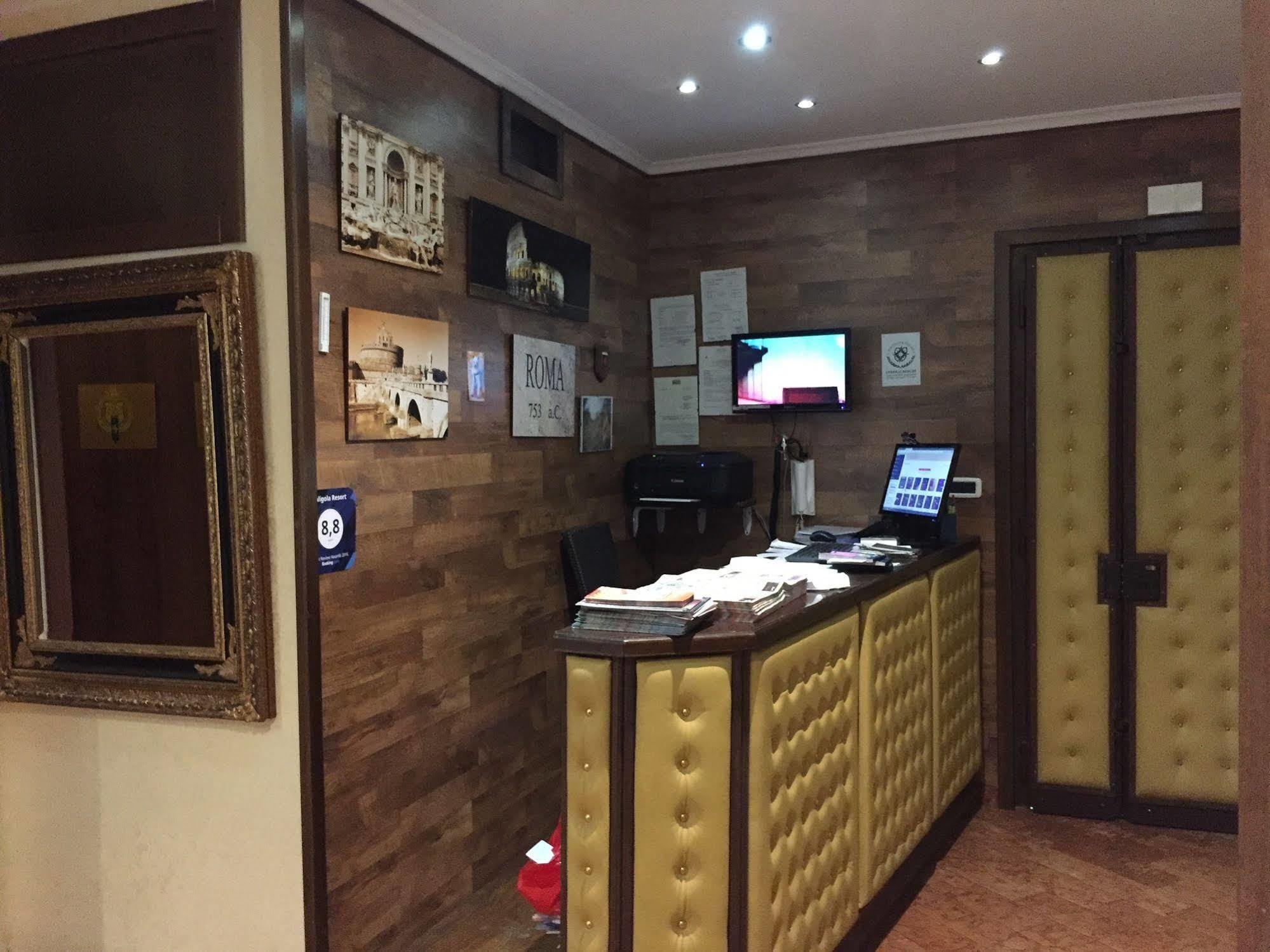 กาลิโกลา รีสอร์ต โรม Bed & Breakfast ภายนอก รูปภาพ