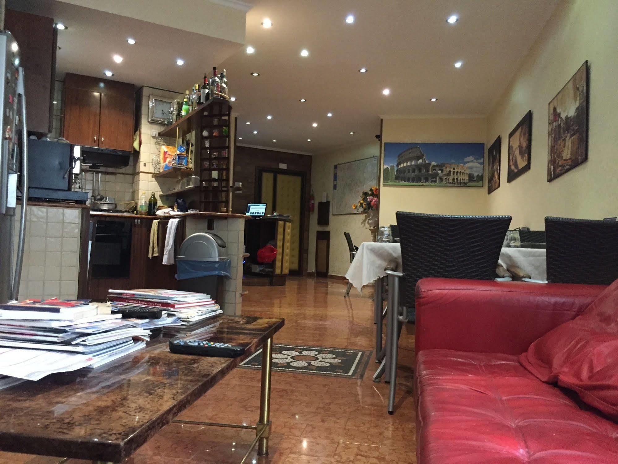 กาลิโกลา รีสอร์ต โรม Bed & Breakfast ภายนอก รูปภาพ