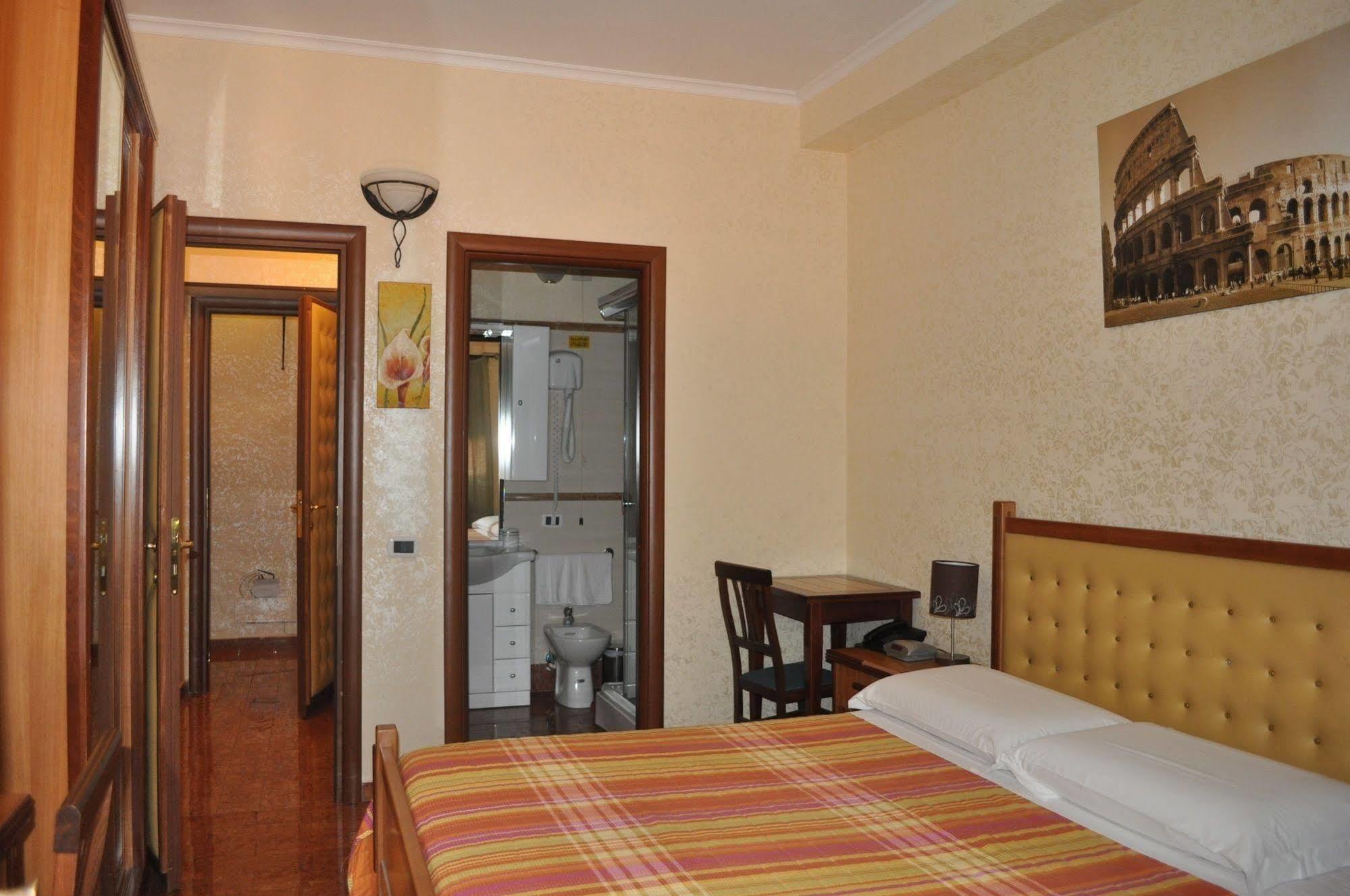 กาลิโกลา รีสอร์ต โรม Bed & Breakfast ภายนอก รูปภาพ